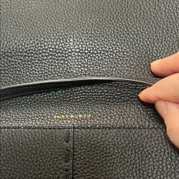 TORY BURCH McGraw Pebbled Leather Crossbody Bag - Picture 3 of 9